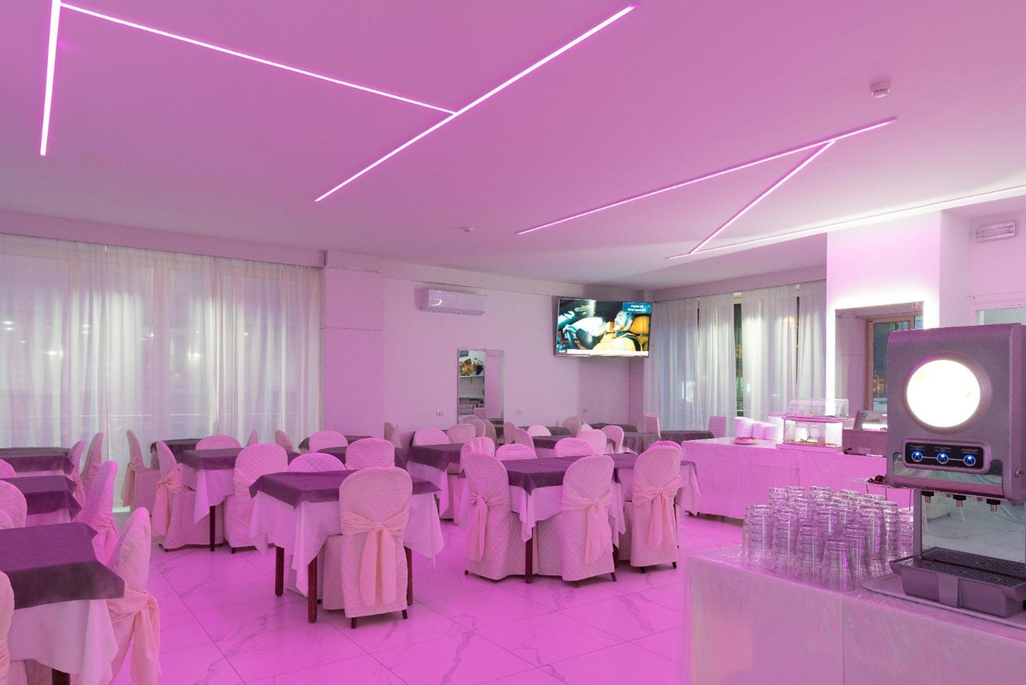 Hotel Ninfea Cattolica Ngoại thất bức ảnh