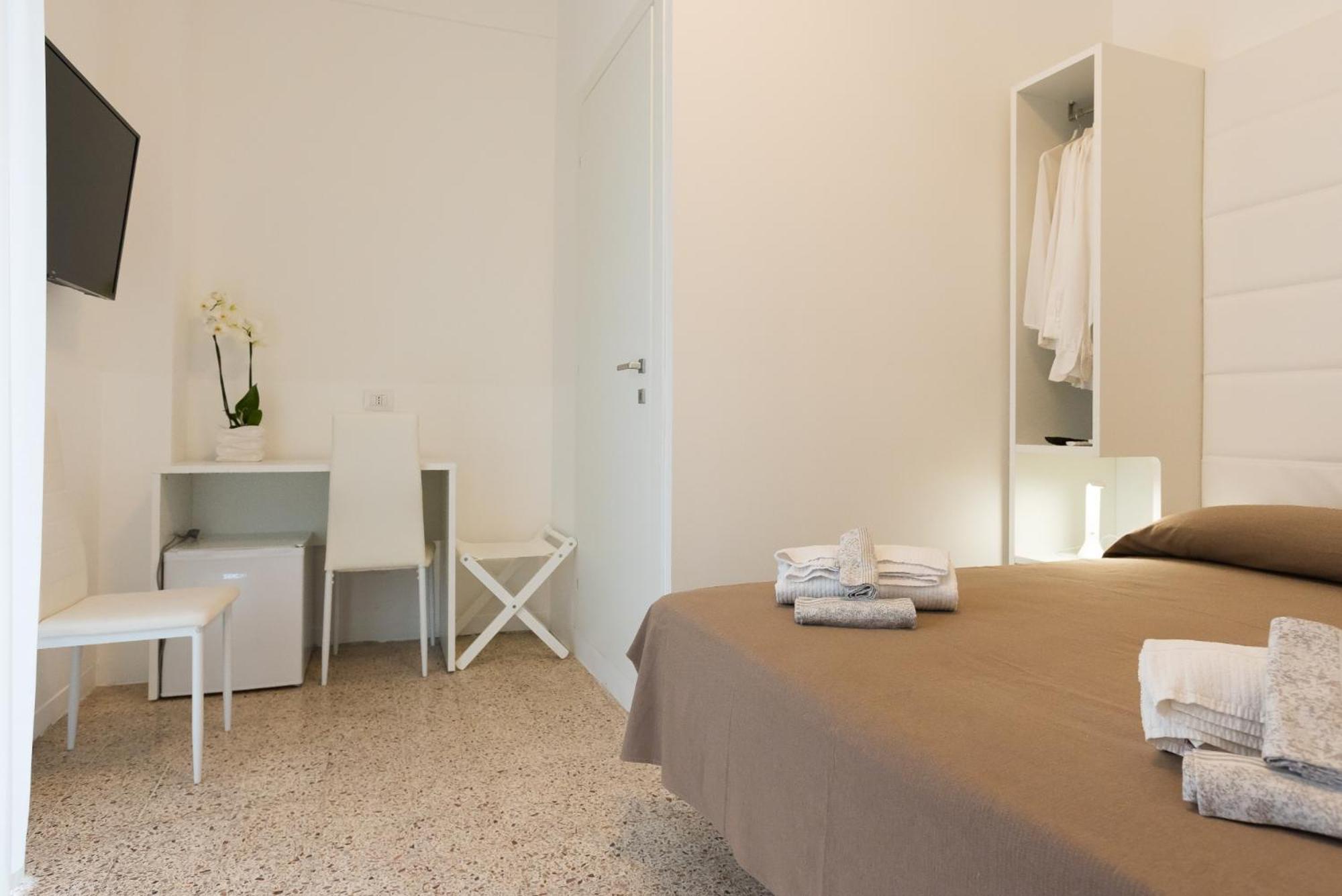 Hotel Ninfea Cattolica Ngoại thất bức ảnh