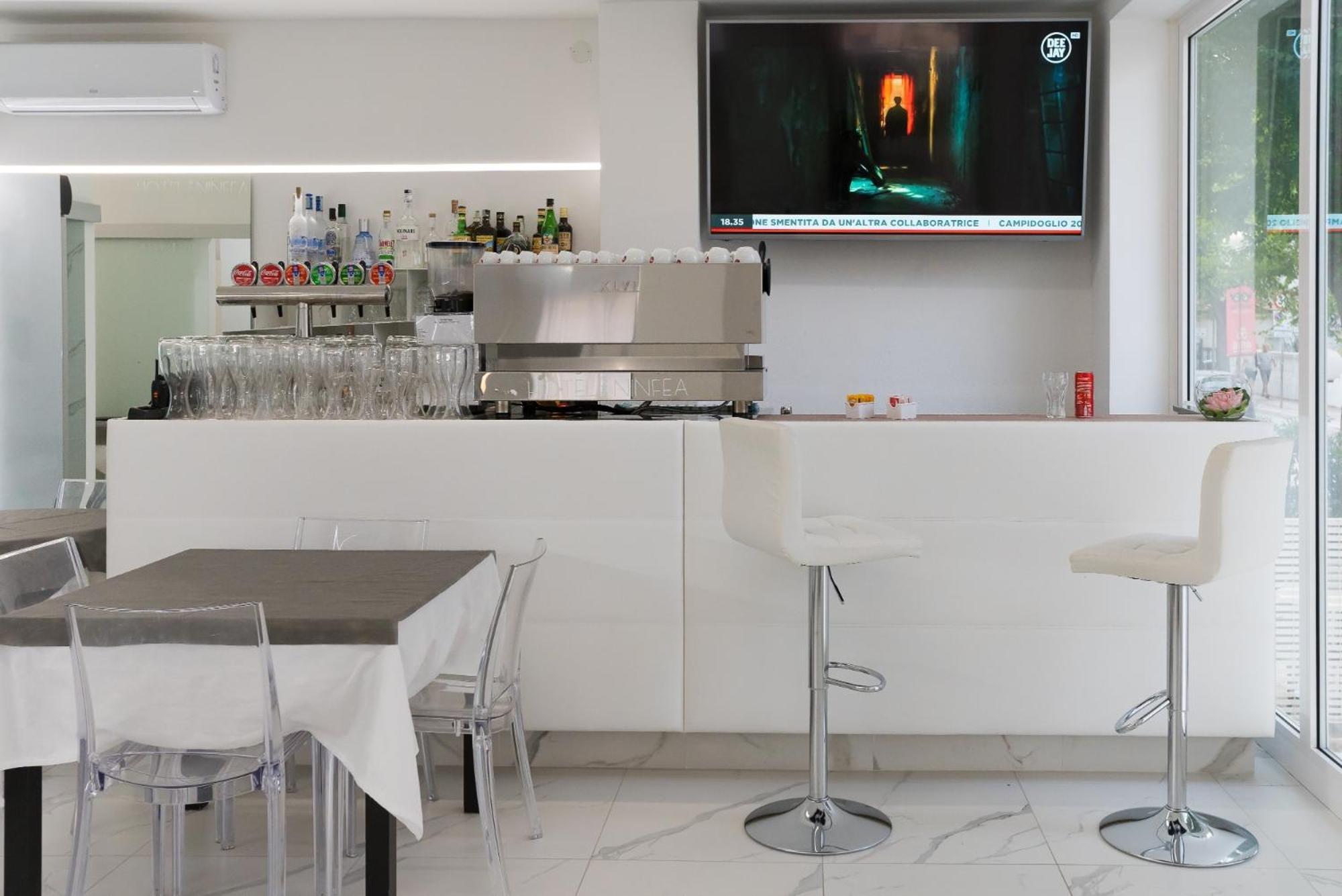 Hotel Ninfea Cattolica Ngoại thất bức ảnh
