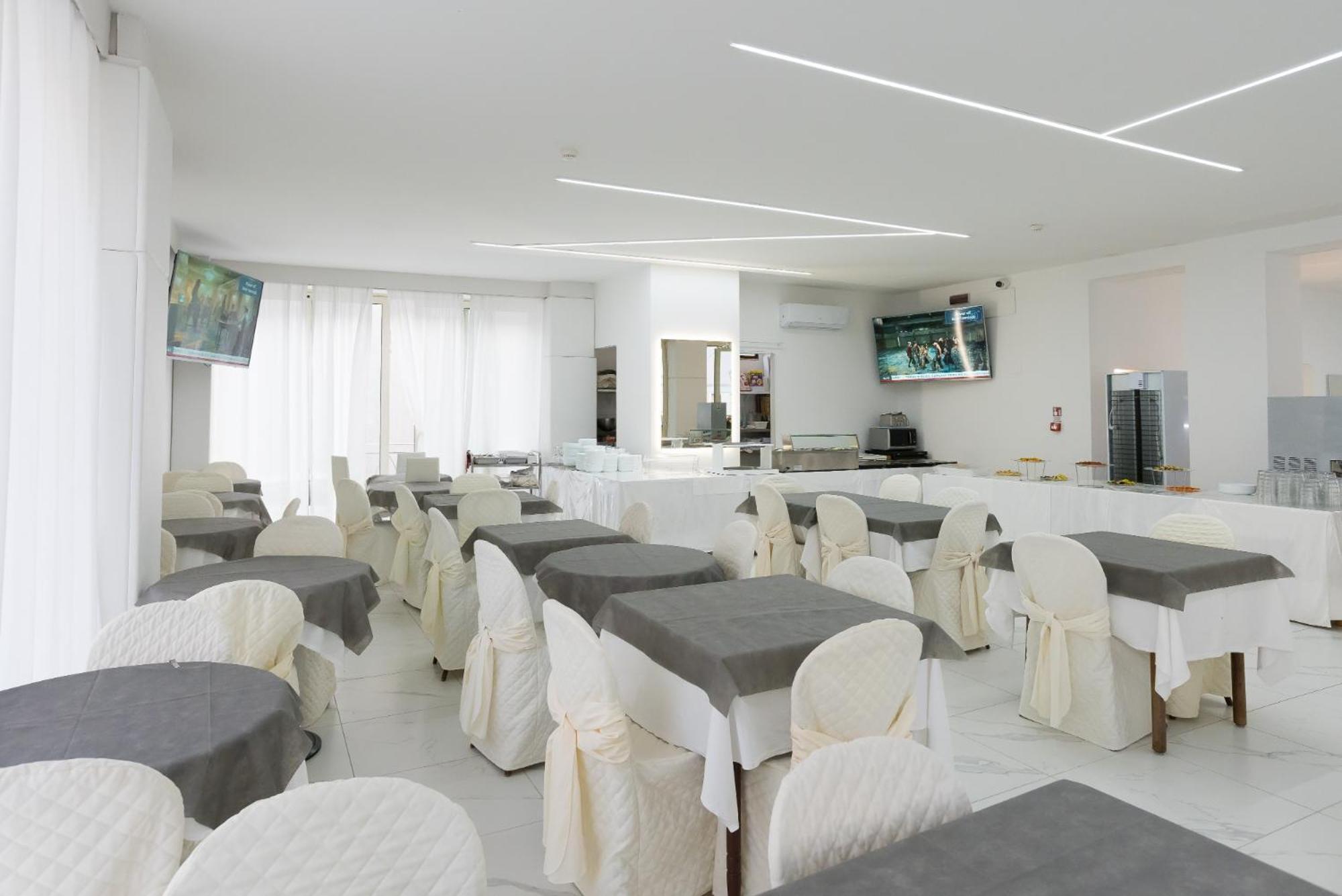 Hotel Ninfea Cattolica Ngoại thất bức ảnh